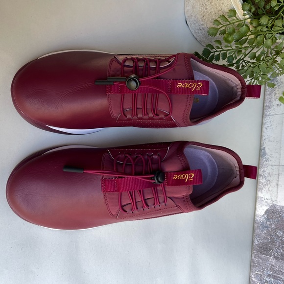 CLOVE NURSE LIMITED EDITION Maroon color SHOES SIZE  7  women’s unisex - Picture 12 of 15